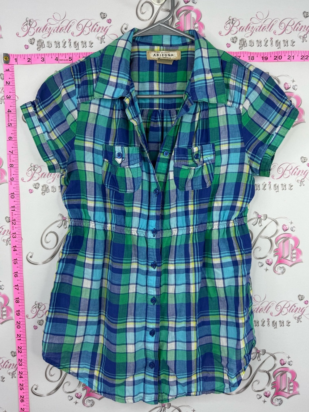 Arizona Jean Company tshirt Blue and Green Plaid Button-Up Top